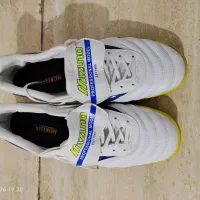 یک جفت کفش زمین چمن نواصل خارجی از ادینایک خریدشده