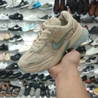 نایک v2k جدید|کیف، کفش، کمربند|قم, شهر قائم|دیوار