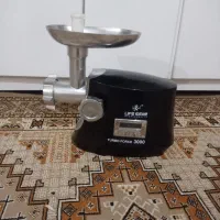 چرخ گوشت کاملا نو