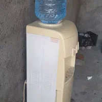 آبسردکن دارای شیر آب سرد و گرم و یخچال هم دارد|آبسردکن و تصفیه آب|مریوان, |دیوار