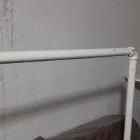 متن|بندرخت و رخت‌آویز|کوهدشت, |دیوار