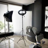 نیازمند آرایشگر