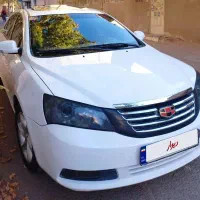 جیلی امگرند مدل 2012