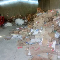 کارگر پرس کارتن اتباع و ایرانی