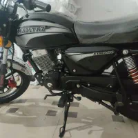 موتور باکسر همتاز 200