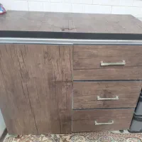 کابینت بدنه فلز و درهاش ام دی اف