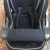 صندلی کودک خودرو