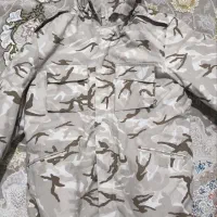 لباس و پوتین نظامی