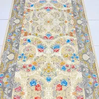 یک عدد فرش ۴متری ودوعددپادری بفروش می رسد