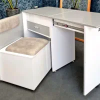 میز تحریر و میز آرایش