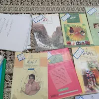 کتاب های درسی پایه ۸ با کلی جزوء و سوالات امتحانی|کتاب و مجله آموزشی|تهران, بهداشت|دیوار