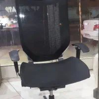 صندلی تبی توری