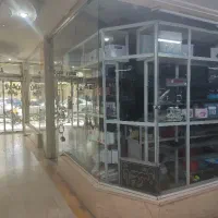 مغازه تجاری