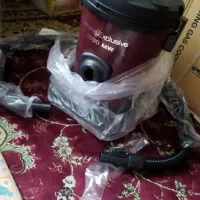 جاروبرقی سطلی نو هستش فقط واسه عکس ازکارتن درآورم