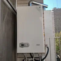 منشی بابت کار در دفتر فنی