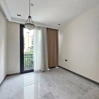 ۳۰۰ متری/ مادی نیاصرم/ ویو مشجر/ اعیانی/ خاص پسند|فروش آپارتمان|اصفهان, باغ کاران|دیوار