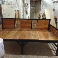 تخت سنتی چوبی وفلزی قوطی 3*5و5*5|تخت و سرویس خواب|قم, باغ شازده|دیوار