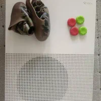 Xbox One S  یک ترا   دو دسته .تمیزِ تَمیز|کنسول، بازی ویدئویی و آنلاین|شیراز, شهرک مفتح|دیوار