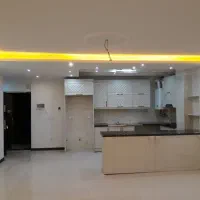 ۸۴ متری فروشی