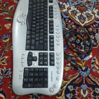 دوعدد ‌کیبورد سالم