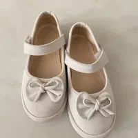 تعدادی کفش دخترونه