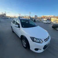 کوئیک r ۱۴۰۰ سفید مشکی کم کار در حد صفر