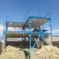 نیرو جوشکار نصب ناودانی و ساخت والپست