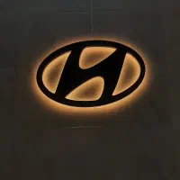 نصب انواع تابلو چنلیوم بنر LED مش