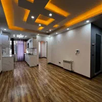 50-متر-با-آسانسور-و-پارکینگ-در-برج-برند-آمازون