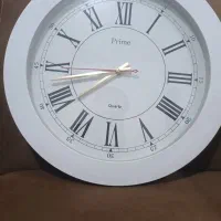 فروش ساعت دیواری شیک در حد نو