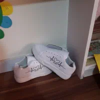 کفش زیر قیمت بازار