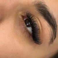 تخفیف مژه و لیفت ابرو