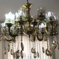 لوستزبرنجی دوازده شاخه
