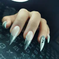 استخدام ناخن کار
