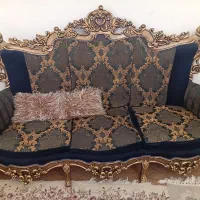 مبل سلطنتی تمیز همراه سه میزعسلی