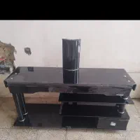 زیر تلوزیونی تمیز در حد نوو