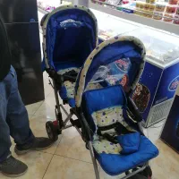 کالسکه دوقلو