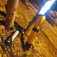 چراغ قوه پلیسی اصل بابورد نوری ۲هزار متر آکبند