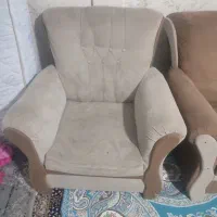 یک دست مبل راحتی ۷ نفره سالم بدون میز عسلی