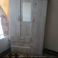 دو دیوار چوبی و یک آهنی  توافقی و جنس محکم|جاکفشی، کمد، دراور|نورآباد ممسنی, |دیوار