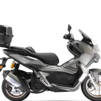 موتور AGV کویر باکس دار. صندلی لاکچری. صفر واقعی