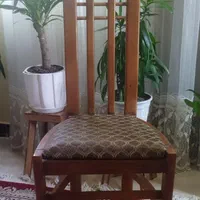 صندلی چوبی