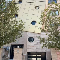 فاز یک/نما سنگ/سند تکبرگ/۹۰ متر/پارکینگ و انباری