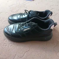 کتونی های مشکی گرم و زیبا