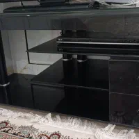 زیر تلوزیونی شیشه ای