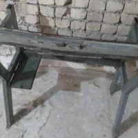 میز‌چرخ‌خیاطی‌فلزی