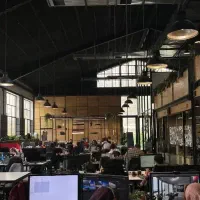 استخدام نیرو حتی دانشجو و سرباز