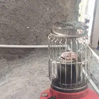 فروش پشتی و چراغ نفتی