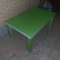 فروش تعدادی وسایل میز و صندلی مهد و پیش دبستانی