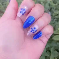 فقط ۳۰۰